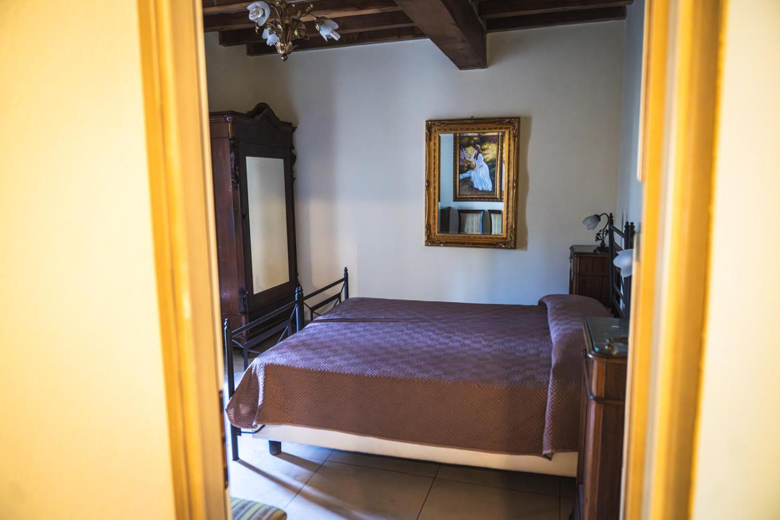 Hotel La Tavola Rotonda Cortemaggiore Room photo