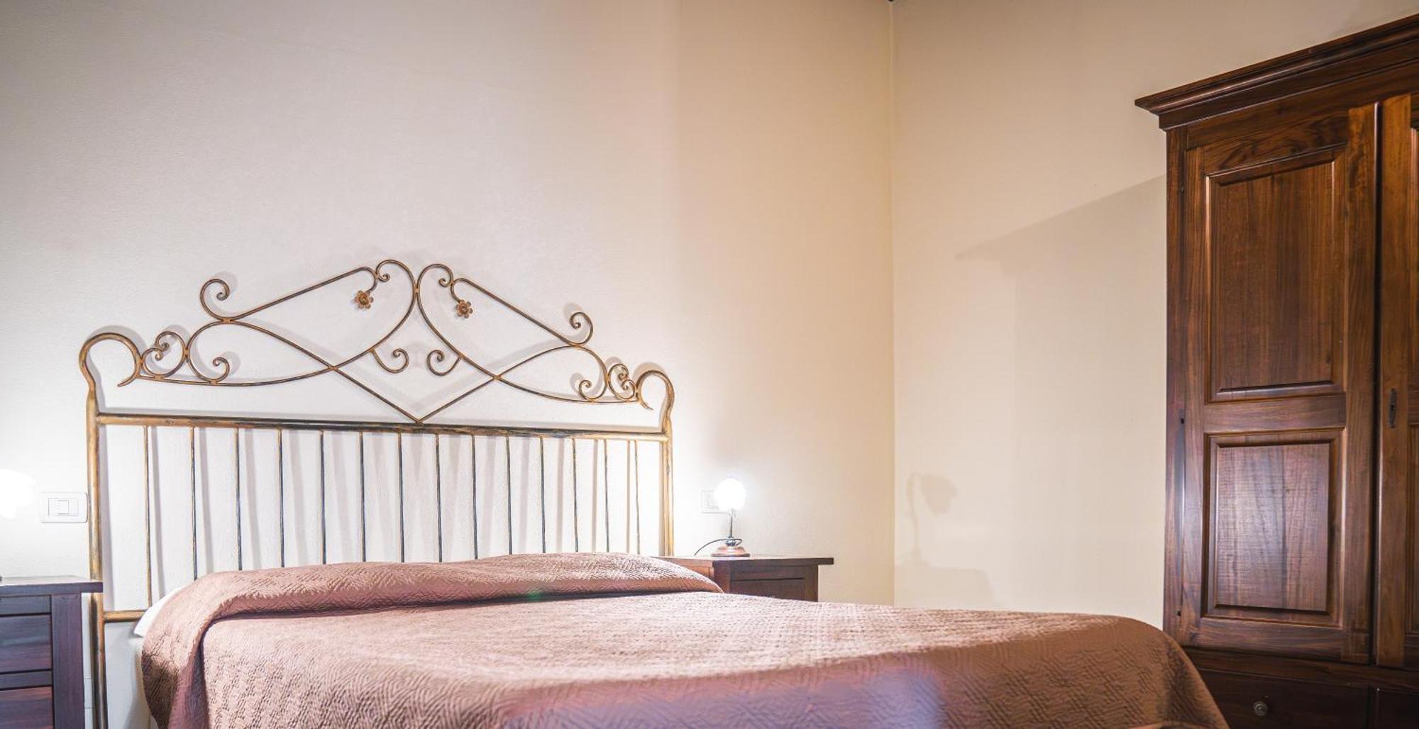 Hotel La Tavola Rotonda Cortemaggiore Room photo