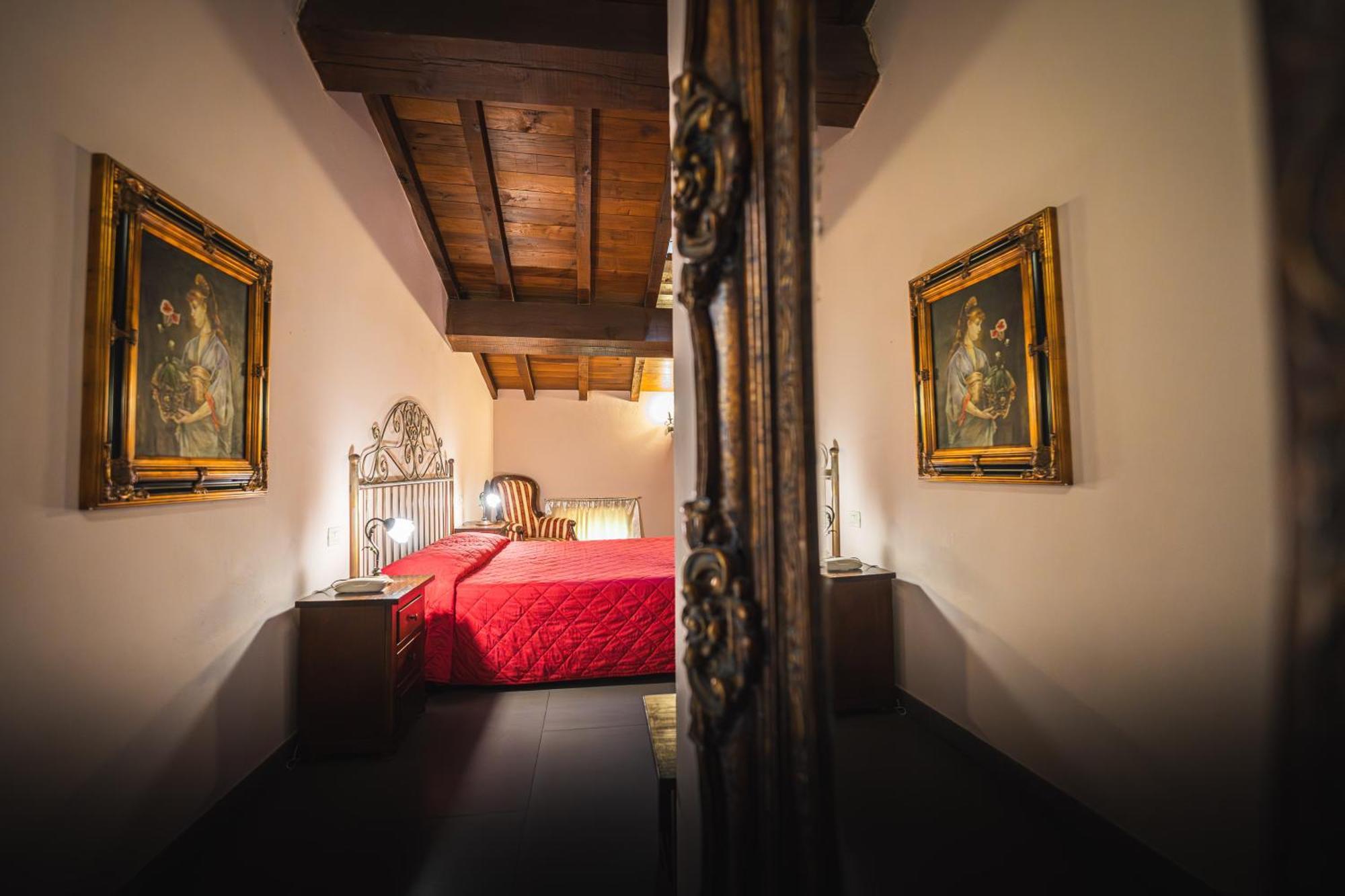 Hotel La Tavola Rotonda Cortemaggiore Exterior photo
